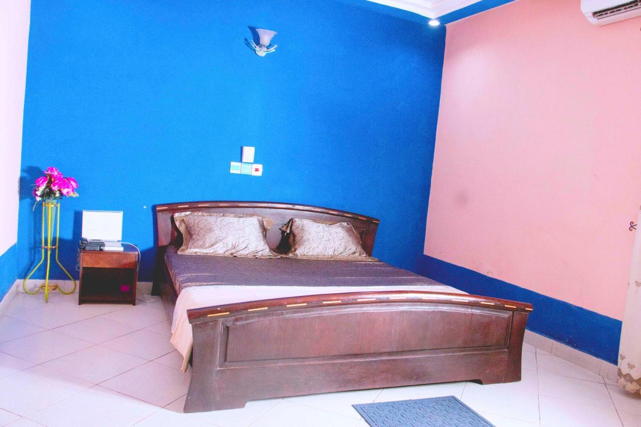 Nora Hotel Cotonou Ngoại thất bức ảnh