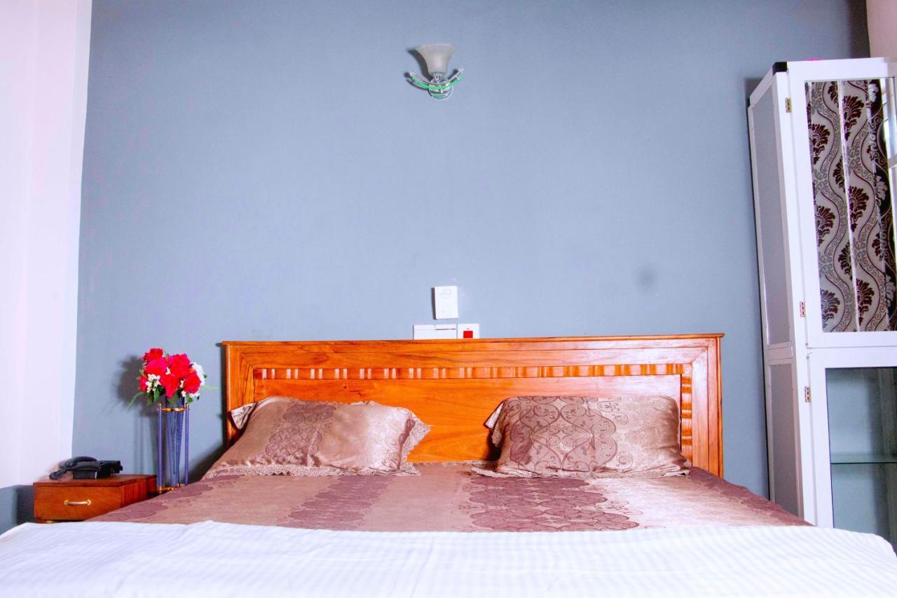 Nora Hotel Cotonou Ngoại thất bức ảnh